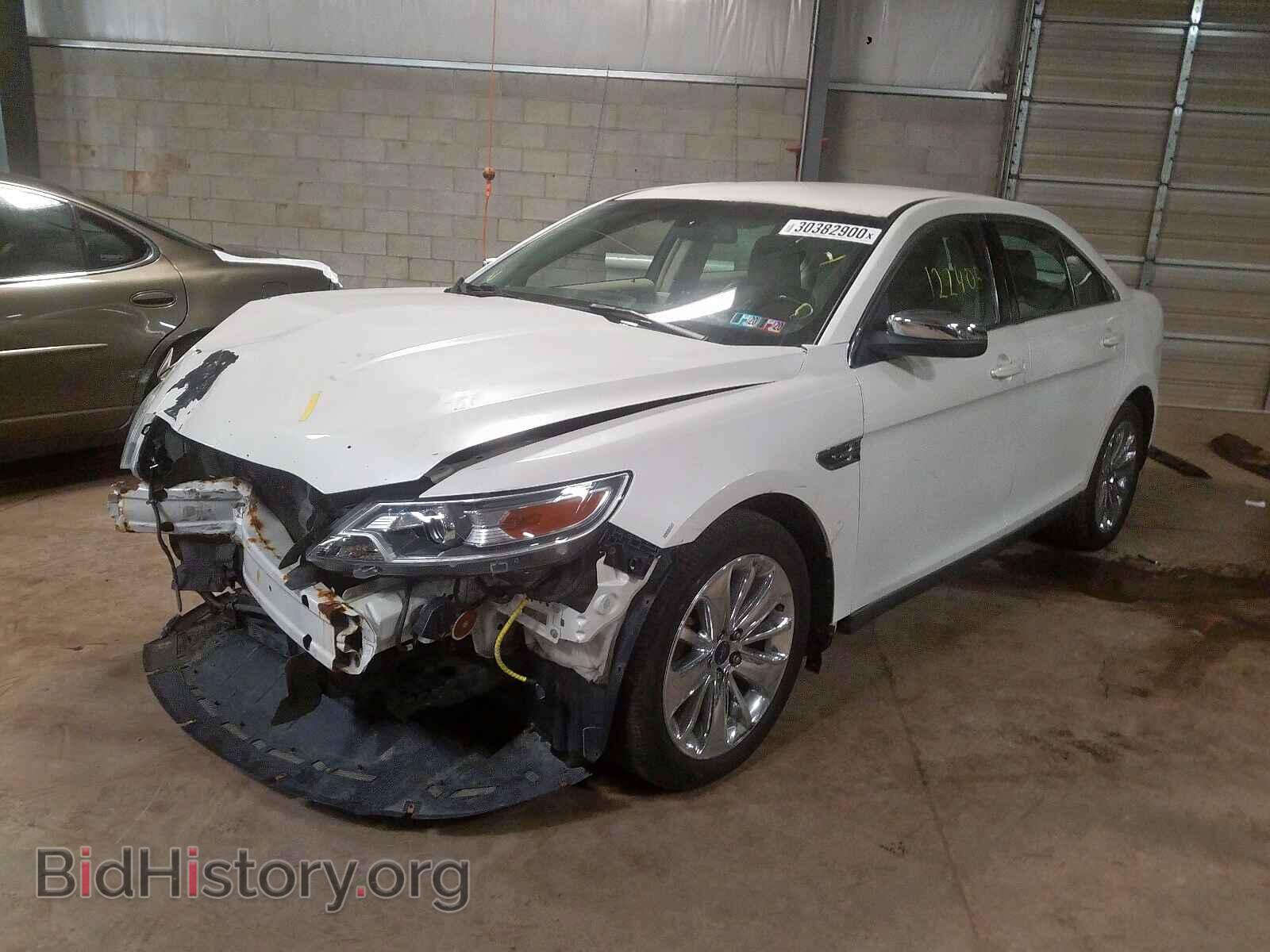 2011 FORD TAURUS - VIN: 1FAHP2FW9BG111345 - Photo 2