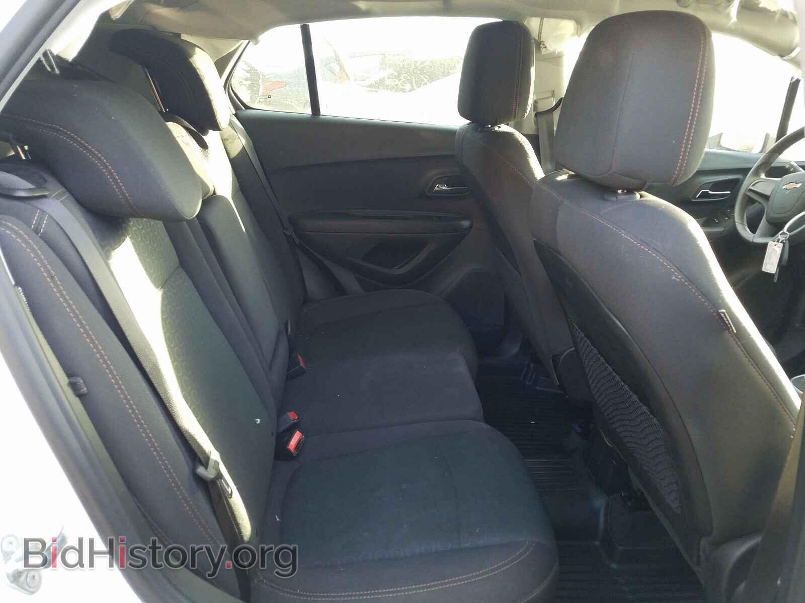 2019 CHEVROLET TRAX - VIN: 3GNCJKSB3KL152176 - Фото 6