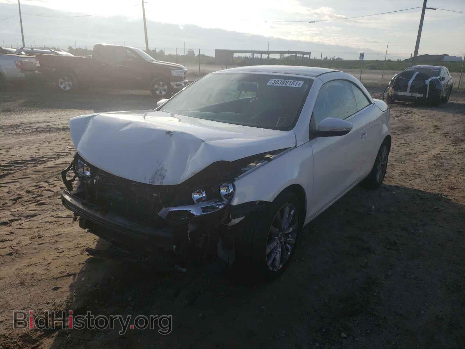 2013 VOLKSWAGEN EOS - VIN: WVWBW8AH8DV000637 - Фото 2