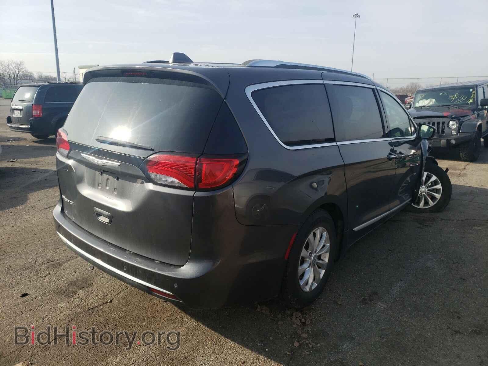 2018 CHRYSLER PACIFICA - VIN: 2C4RC1BG2JR118959 - Фото 4