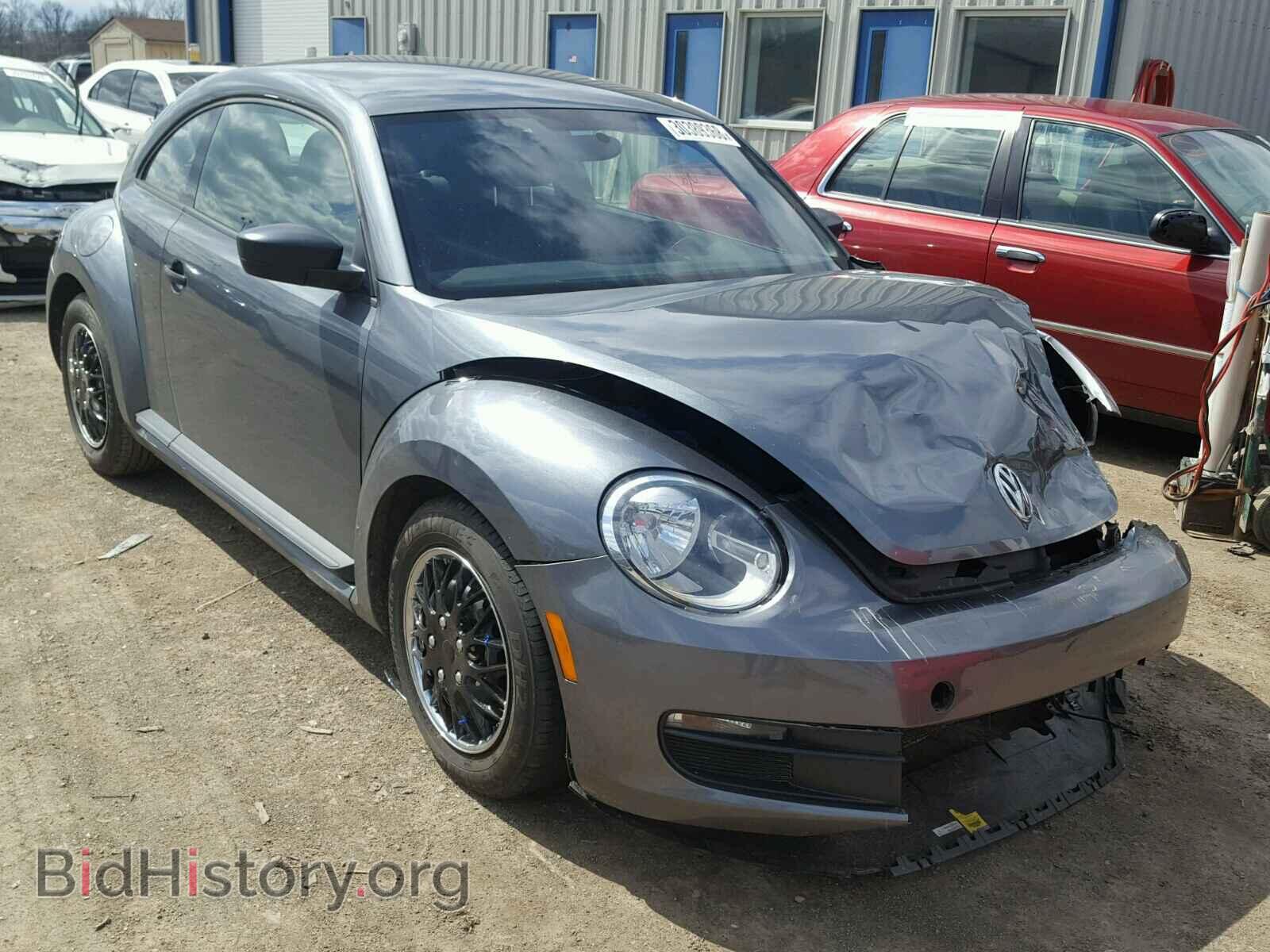 Фотография 3VWFP7AT7CM644925 - VOLKSWAGEN BEETLE 2012