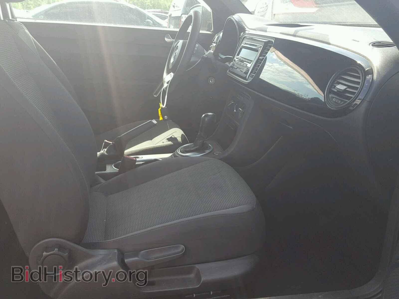 2012 VOLKSWAGEN BEETLE - VIN: 3VWFP7AT7CM644925 - Фото 5