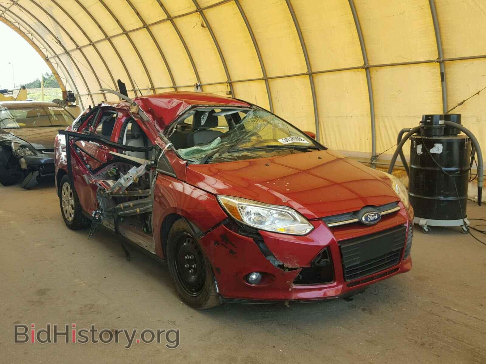Photo 1FAHP3F28CL433020 - FORD FOCUS 2012