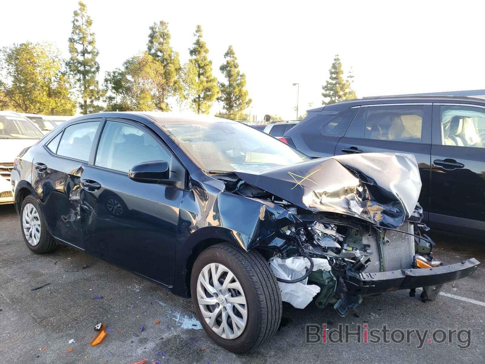 Photo 5YFBURHE8KP890273 - TOYOTA COROLLA 2019