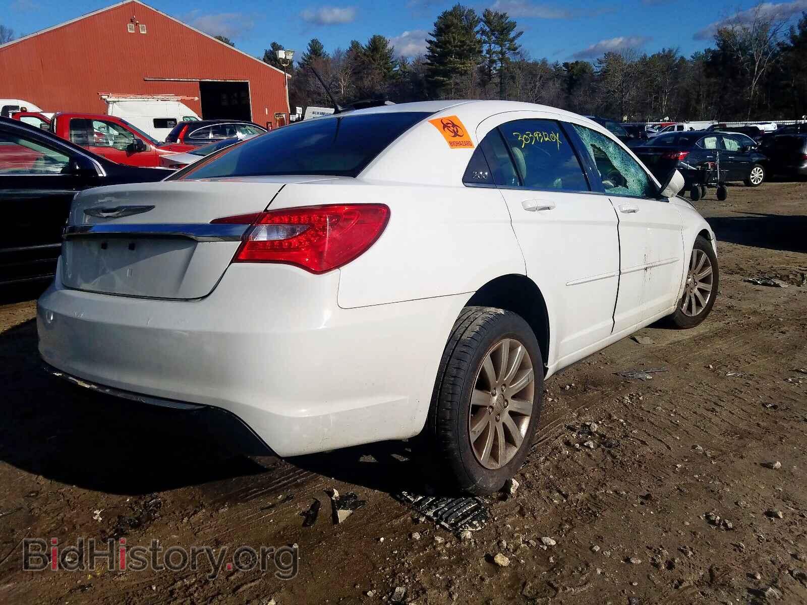 2014 CHRYSLER 200 - VIN: 1C3CCBBB7EN194975 - Фото 4