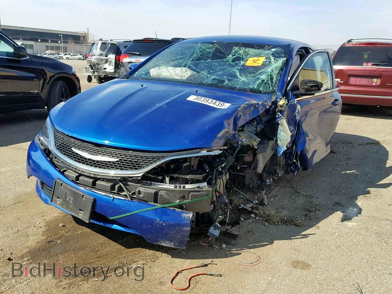 2015 CHRYSLER 200 - VIN: 1C3CCCABXFN754125 - Фото 2