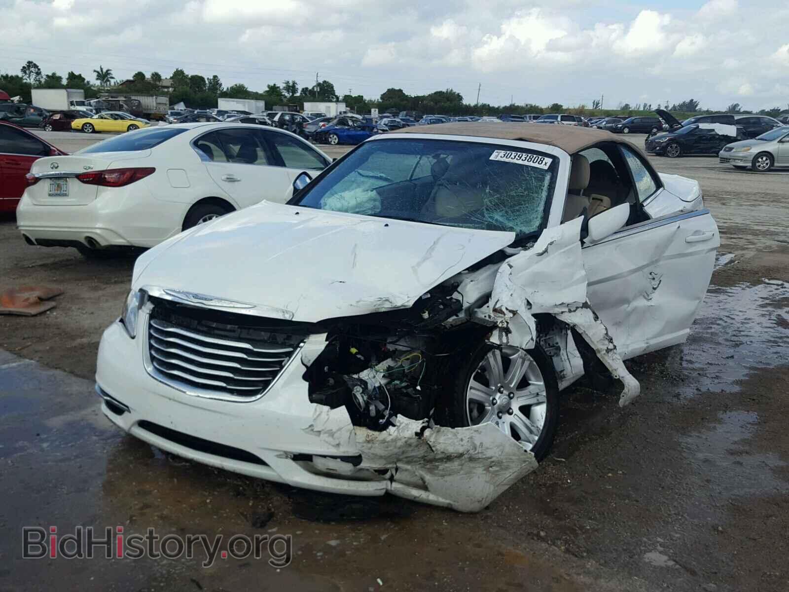 2012 CHRYSLER 200 - VIN: 1C3BCBEG2CN254175 - Photo 2
