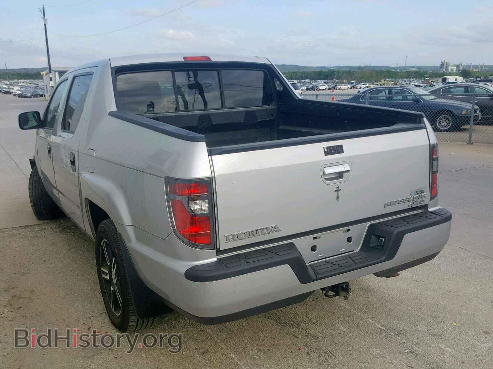 2013 HONDA RIDGELINE - VIN: 5FPYK1F74DB011136 - Фото 3