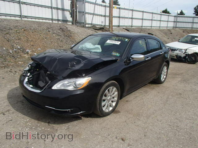 2013 CHRYSLER 200 - VIN: 1C3CCBCG0DN610003 - Фото 2