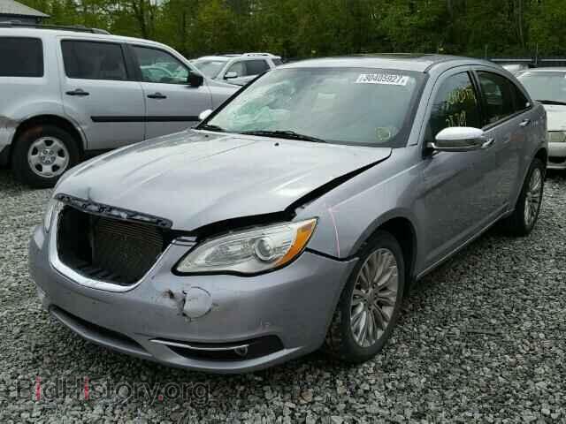 2013 CHRYSLER 200 - VIN: 1C3CCBCG3DN612635 - Фото 2