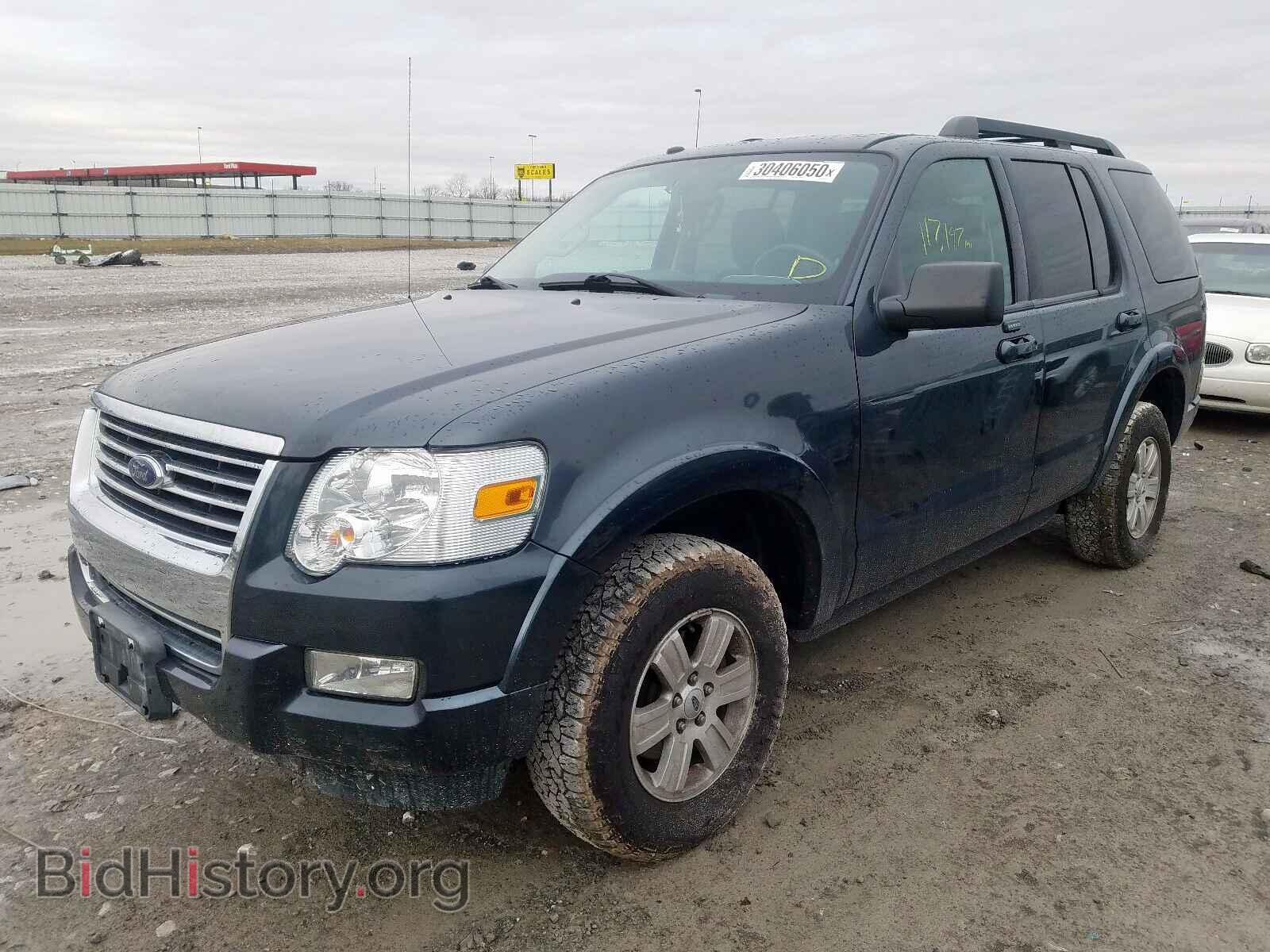 2010 FORD EXPLORER - VIN: 1FMEU7DE1AUB06732 - Фото 2