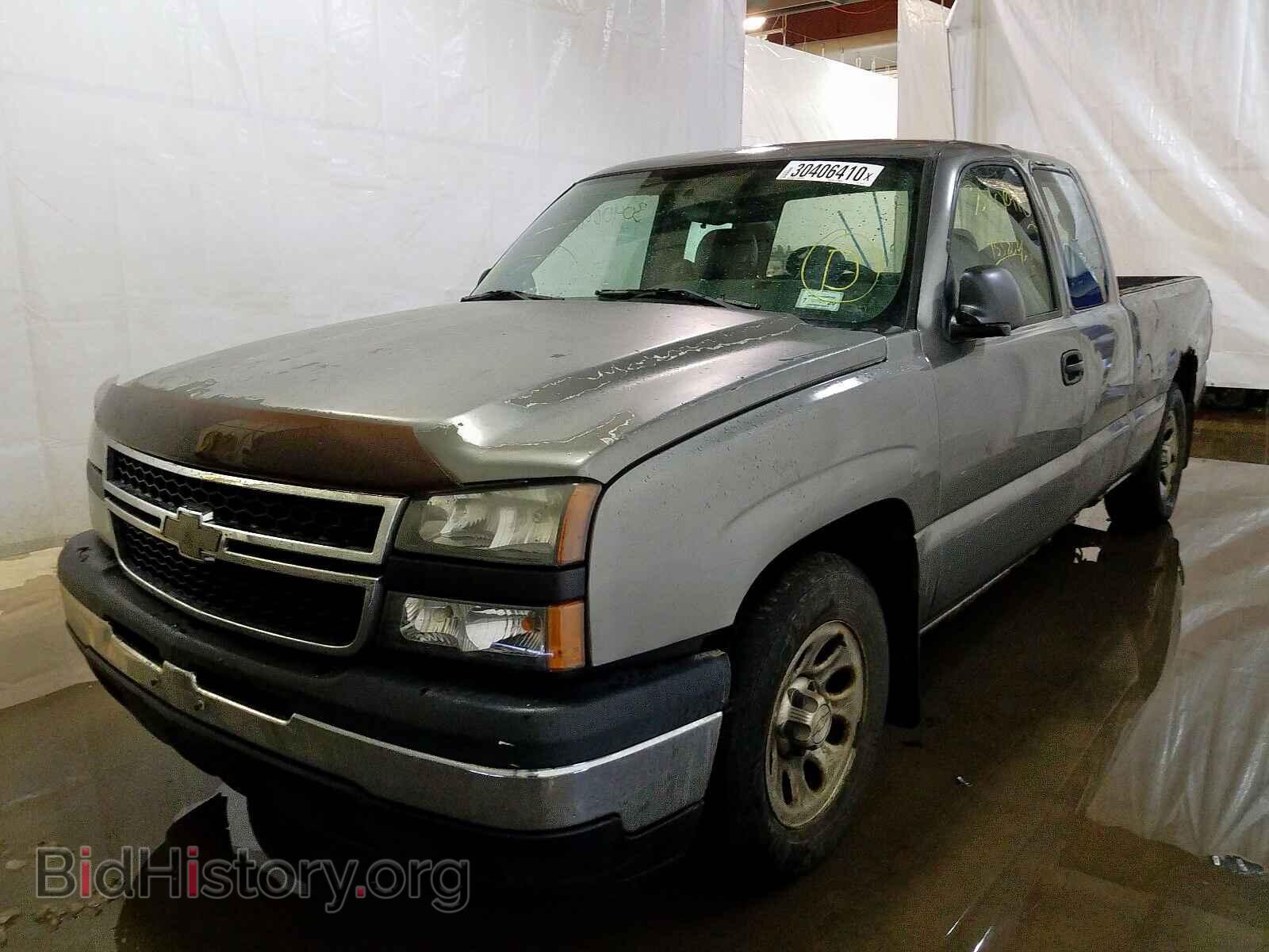 2006 CHEVROLET SILVERADO - VIN: 1GCEC19X16Z295620 - Фото 2
