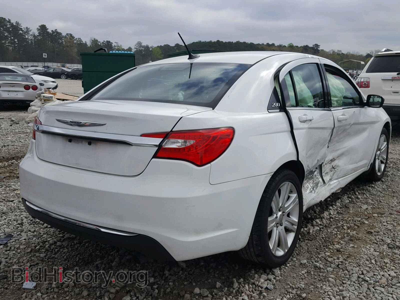 2013 CHRYSLER 200 - VIN: 1C3CCBAB2DN705766 - Фото 4