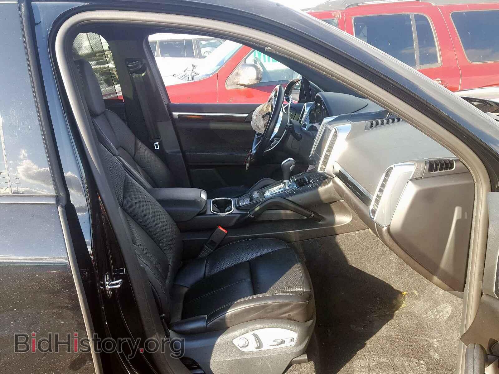 2017 PORSCHE CAYENNE - VIN: WP1AE2A26HLA69723 - Фото 5