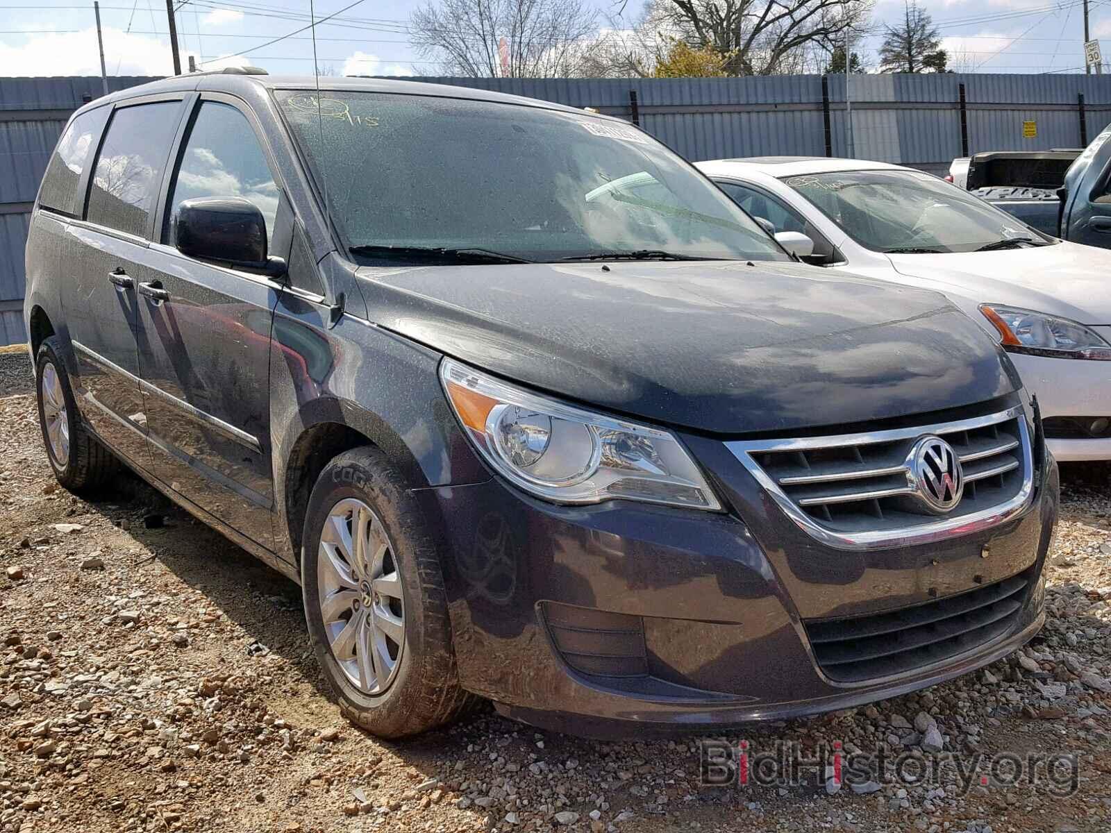 Photo 2C4RVABG2CR390702 - VOLKSWAGEN ROUTAN SE 2012