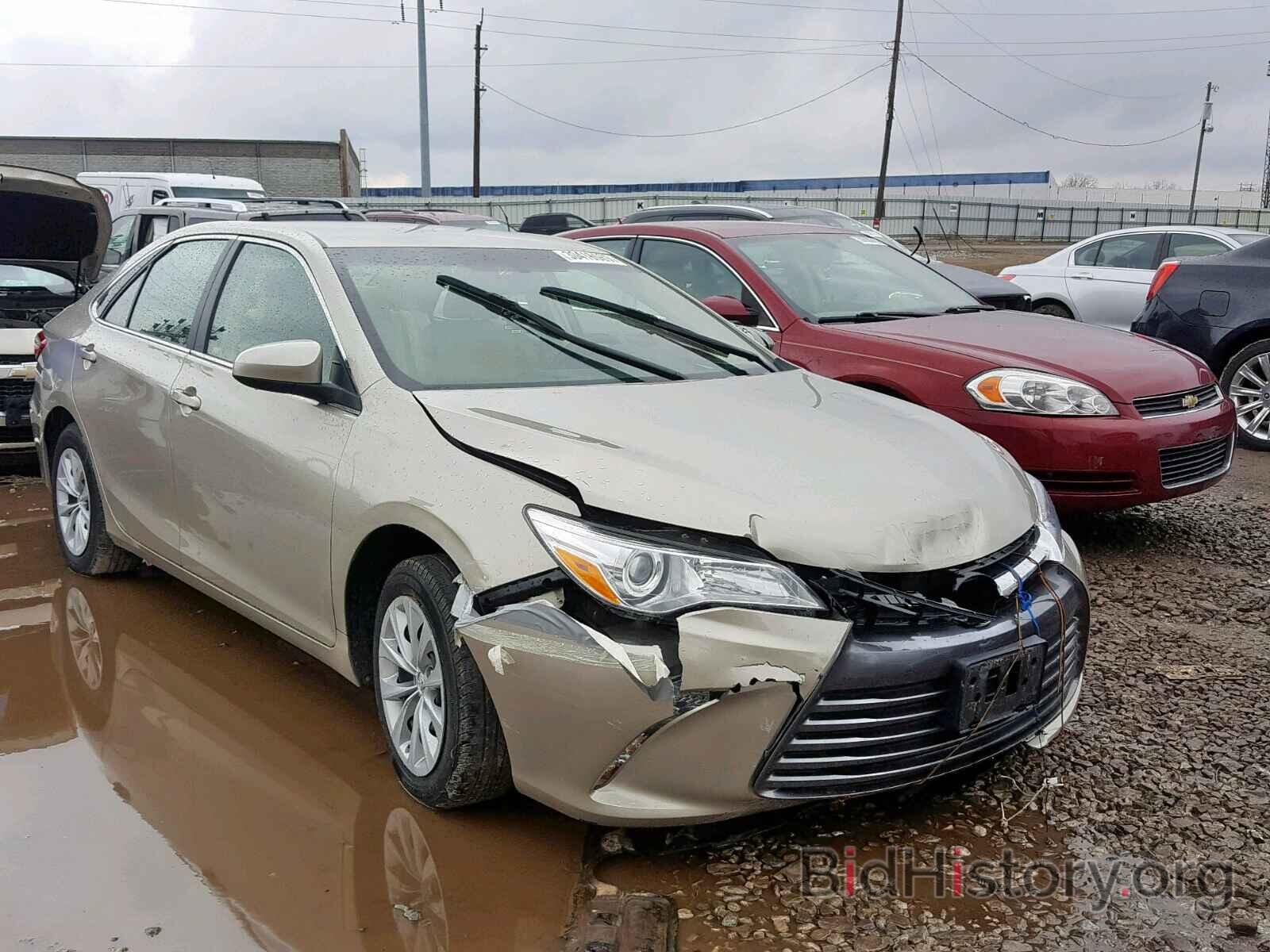 Photo 4T4BF1FK3FR463162 - TOYOTA CAMRY 2015