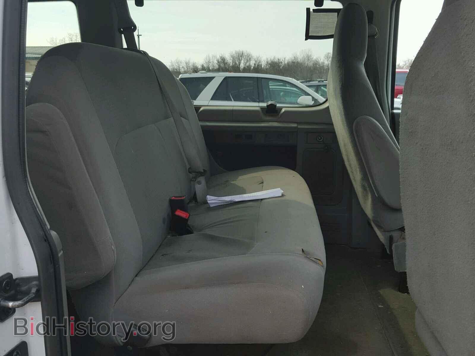 2010 FORD ECONOLINE - VIN: 1FBSS3BL8ADA52163 - Фото 6