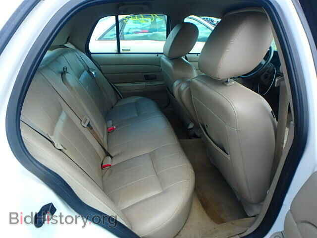 2011 FORD CROWN VIC - VIN: 2FABP7EV3BX141723 - Фото 6