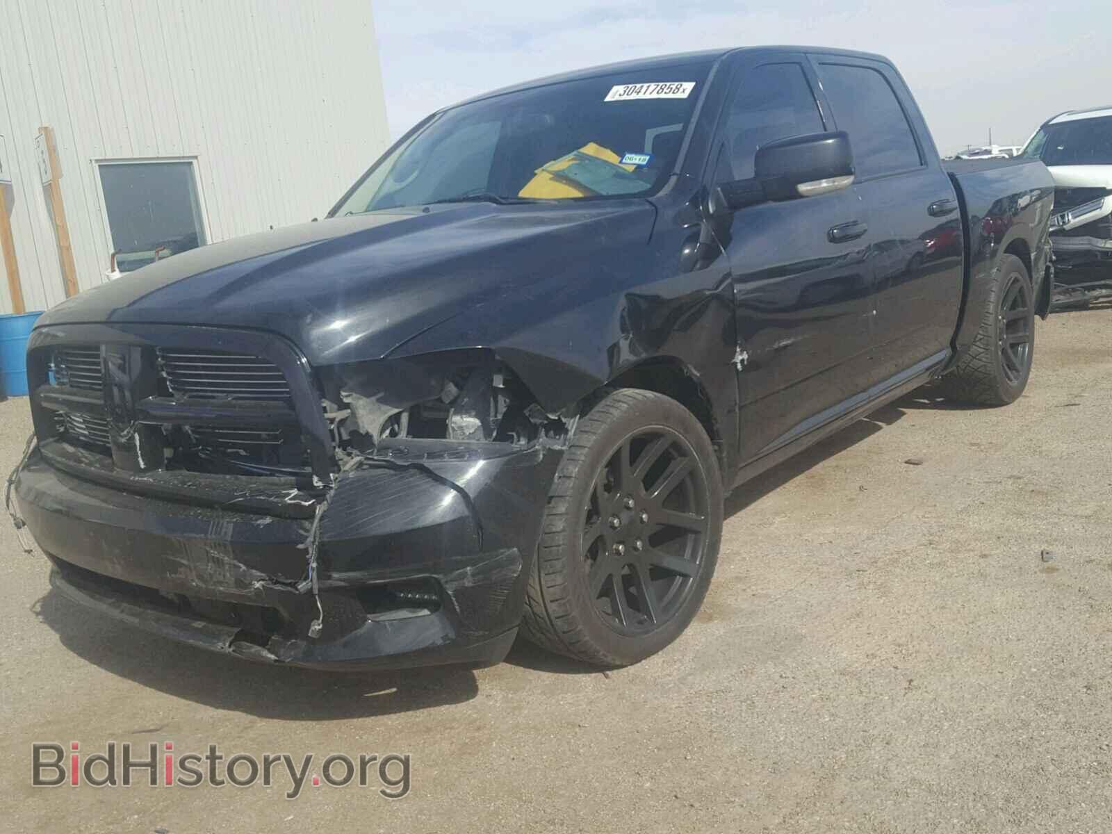 2011 DODGE RAM 1500 - VIN: 1D7RB1CT4BS626046 - Фото 2