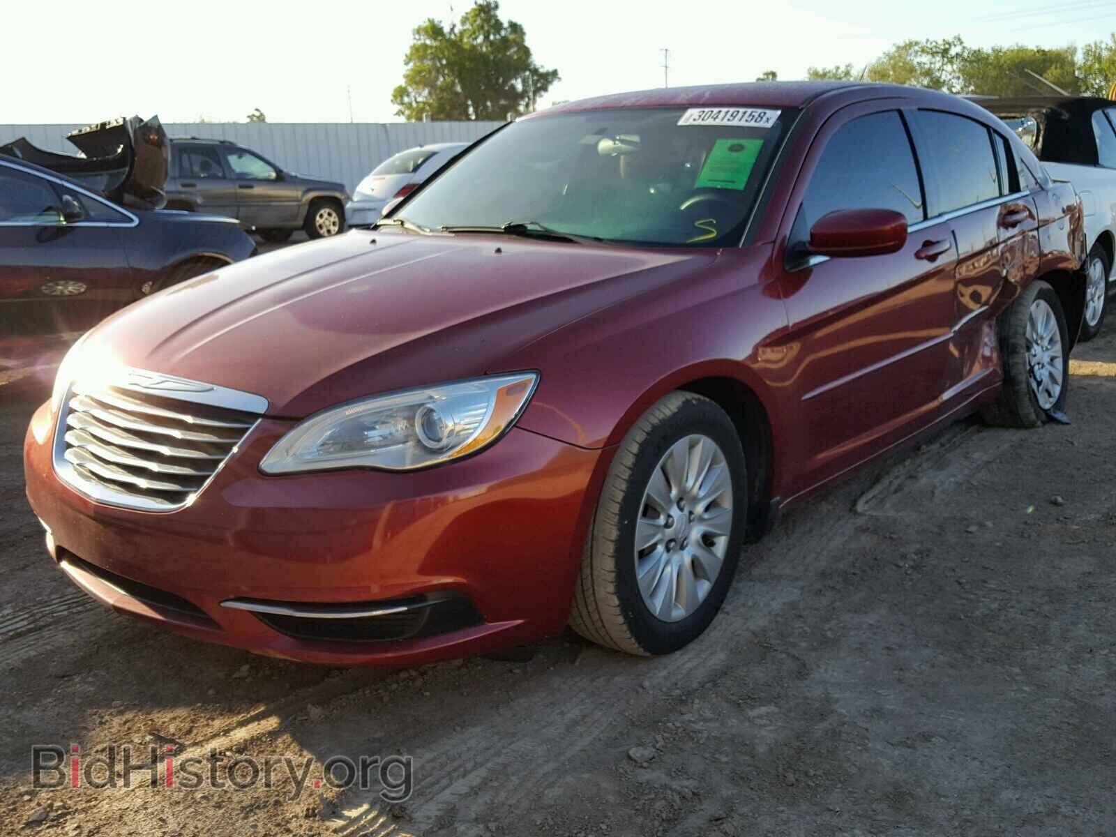 2014 CHRYSLER 200 - VIN: 1C3CCBAB0EN146185 - Фото 2