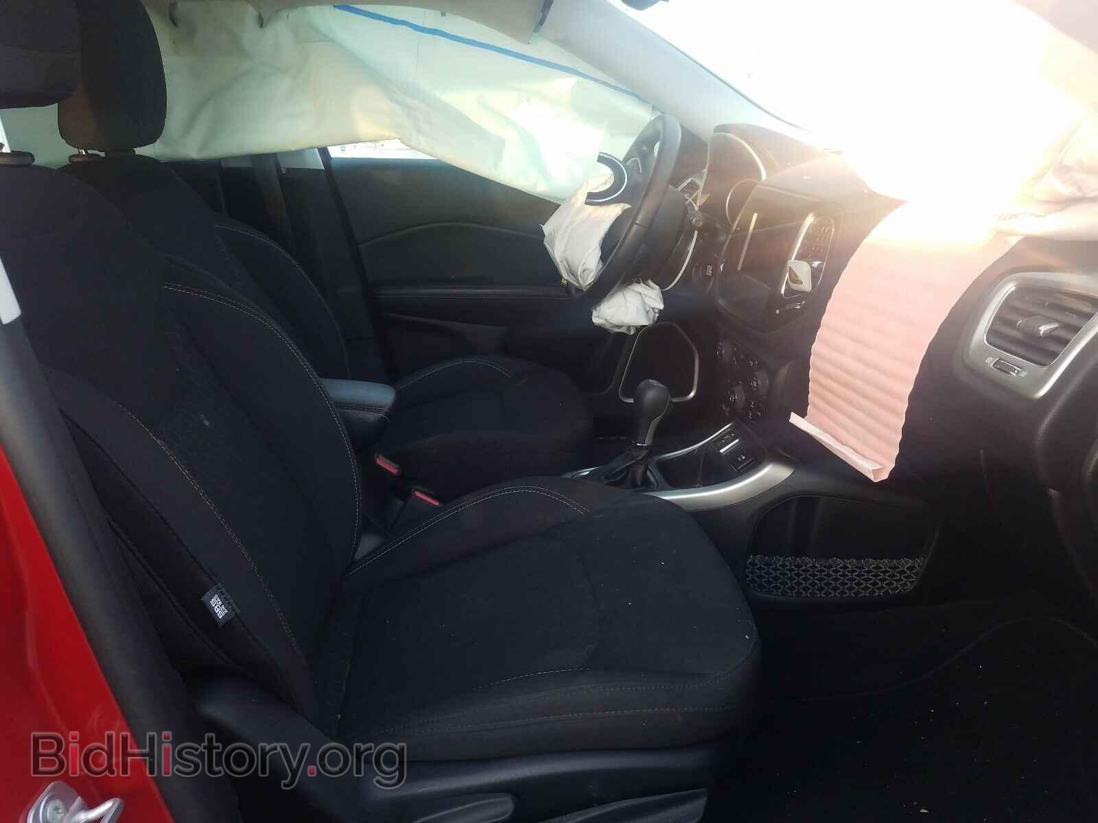 2018 JEEP COMPASS - VIN: 3C4NJCABXJT489256 - Фото 5