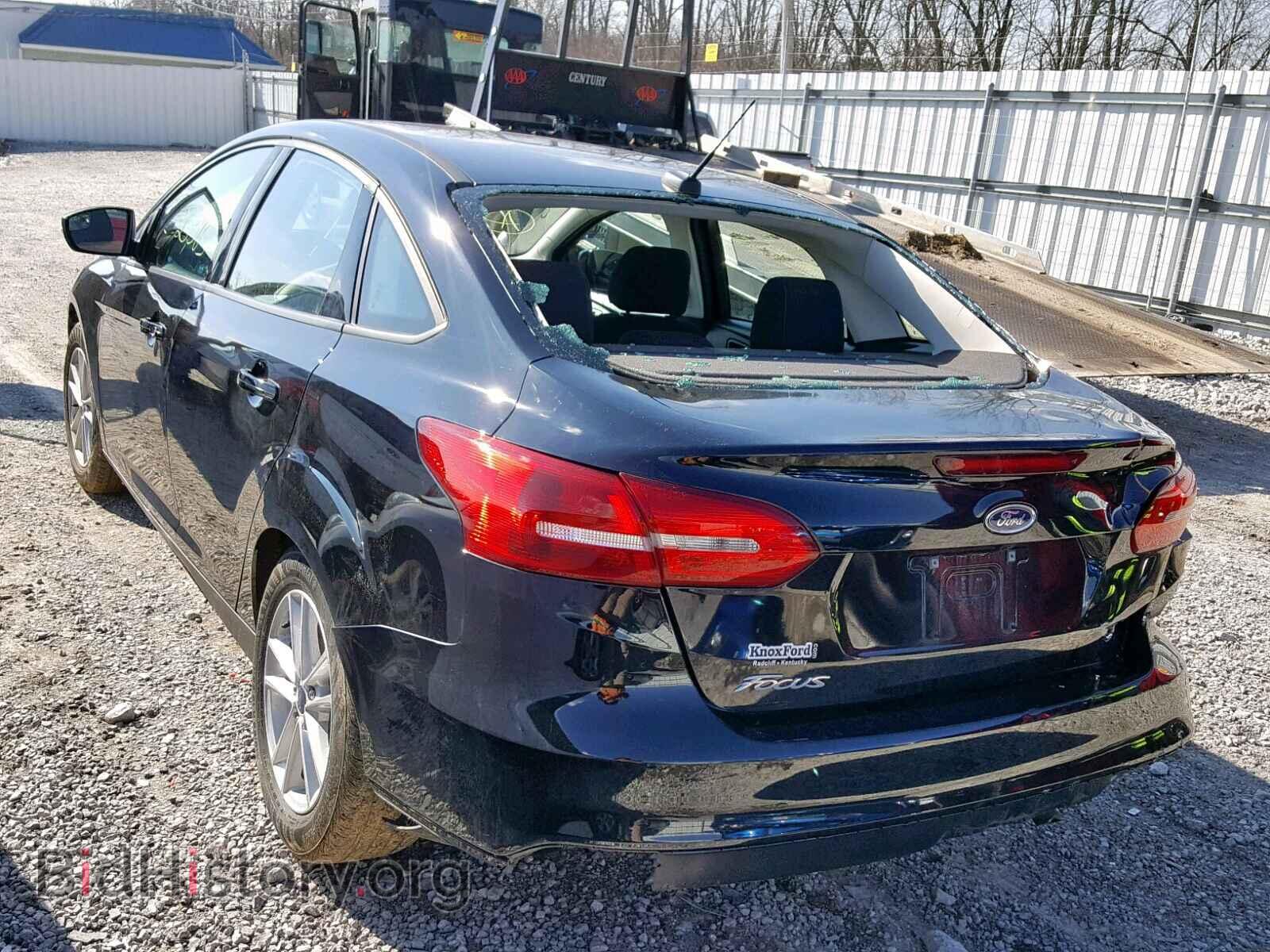 2017 FORD FOCUS SE - VIN: 1FADP3F20HL302914 - Фото 3