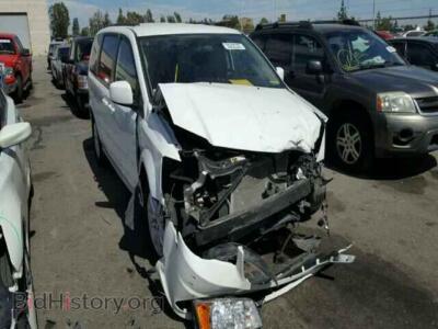 2015 Dodge CARAVAN Grand Cara, white — VIN 2C4RDGCG4FR745426, Copart