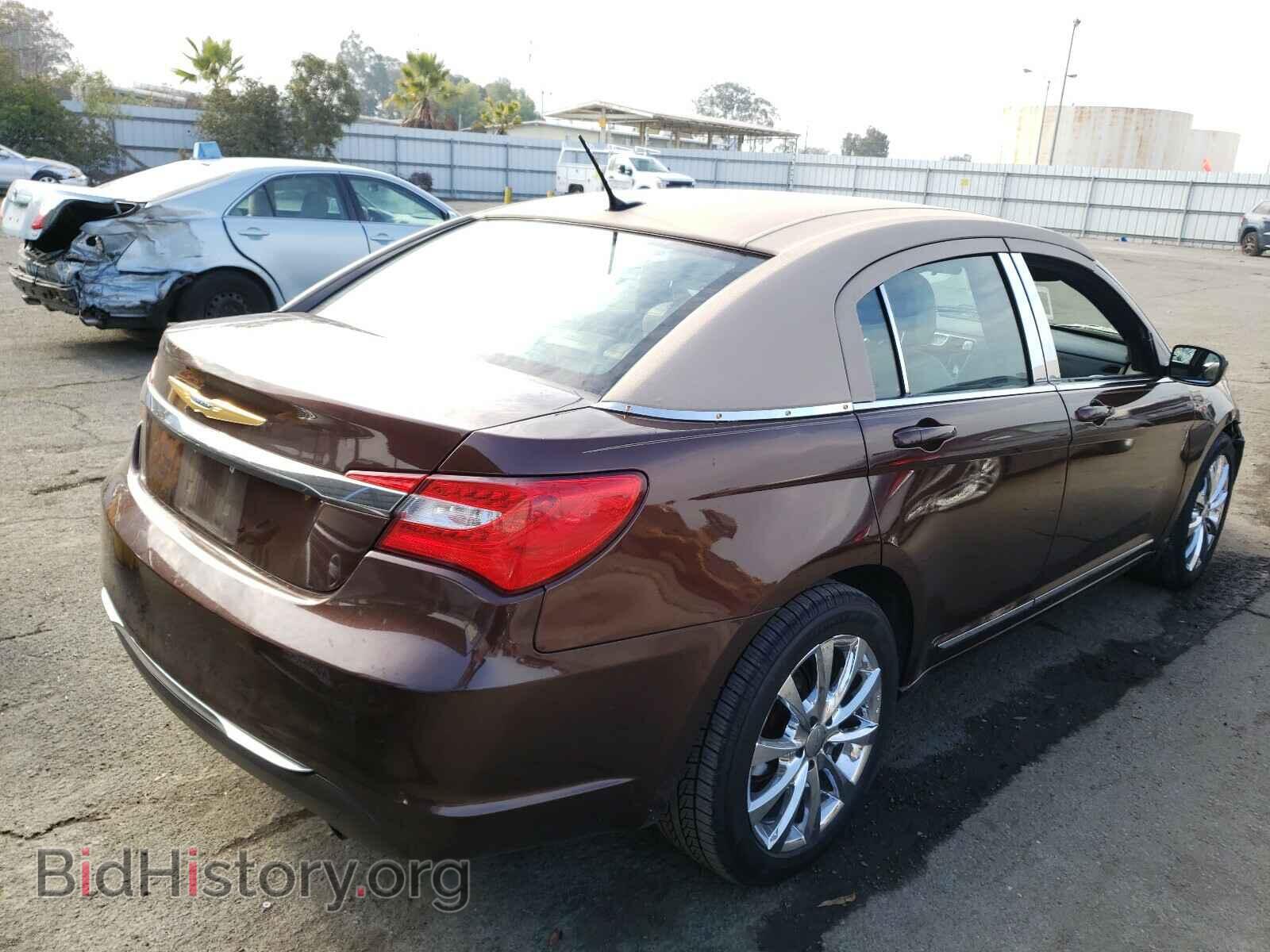2012 CHRYSLER 200 - VIN: 1C3CCBBB0CN300213 - Фото 4