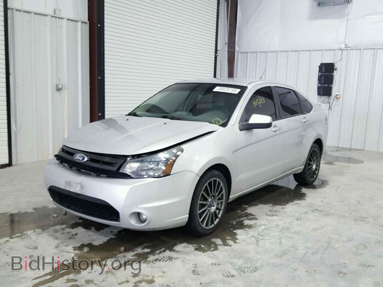 2011 FORD FOCUS - VIN: 1FAHP3GN2BW196000 - Фото 2