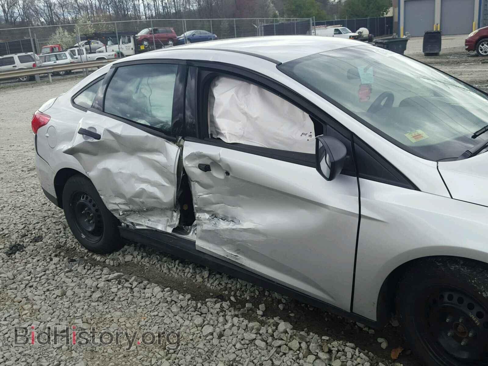 2016 FORD FOCUS - VIN: 1FADP3E24GL377101 - Photo 9