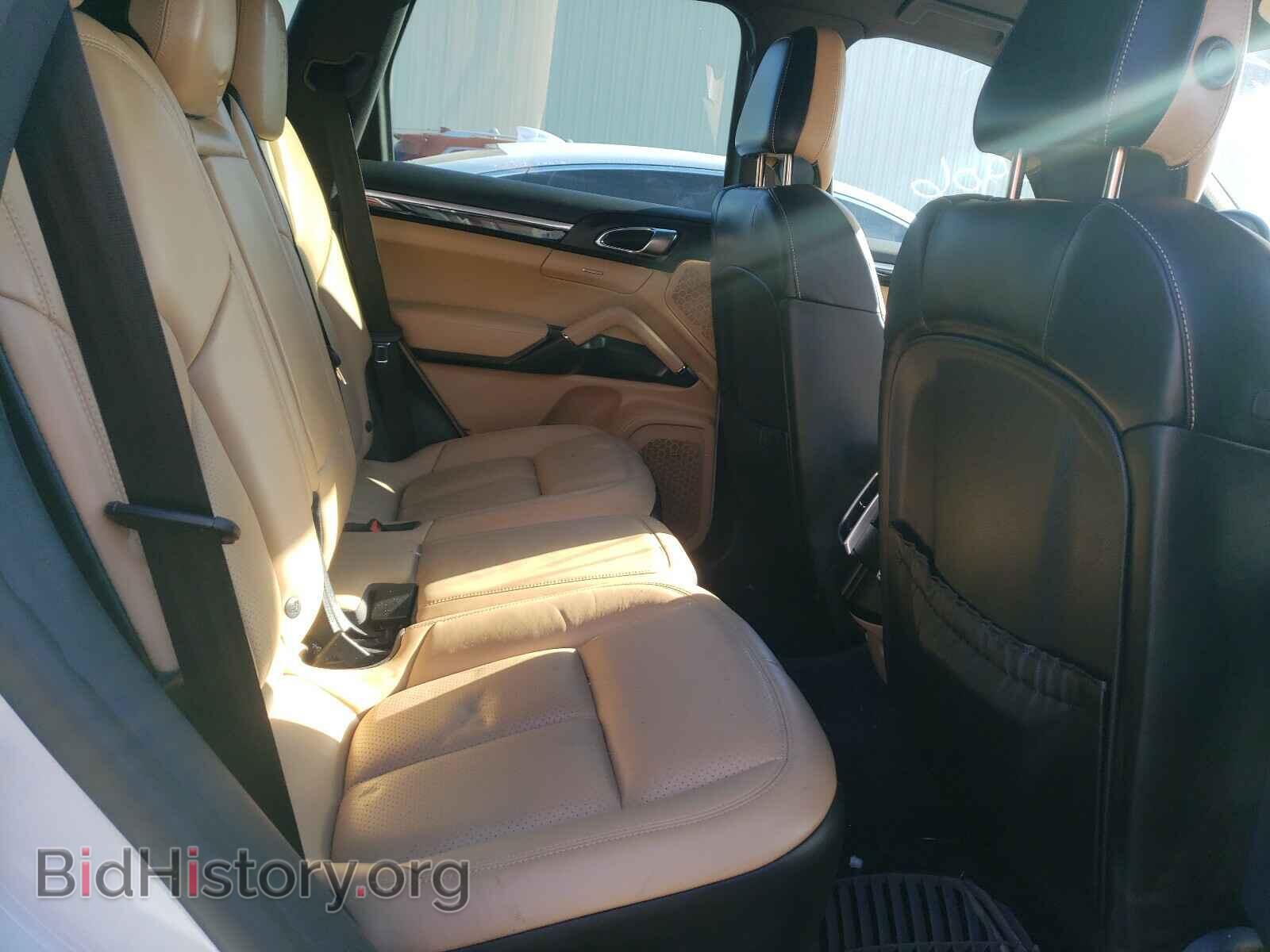 2017 PORSCHE CAYENNE - VIN: WP1AE2A27HLA74462 - Фото 6