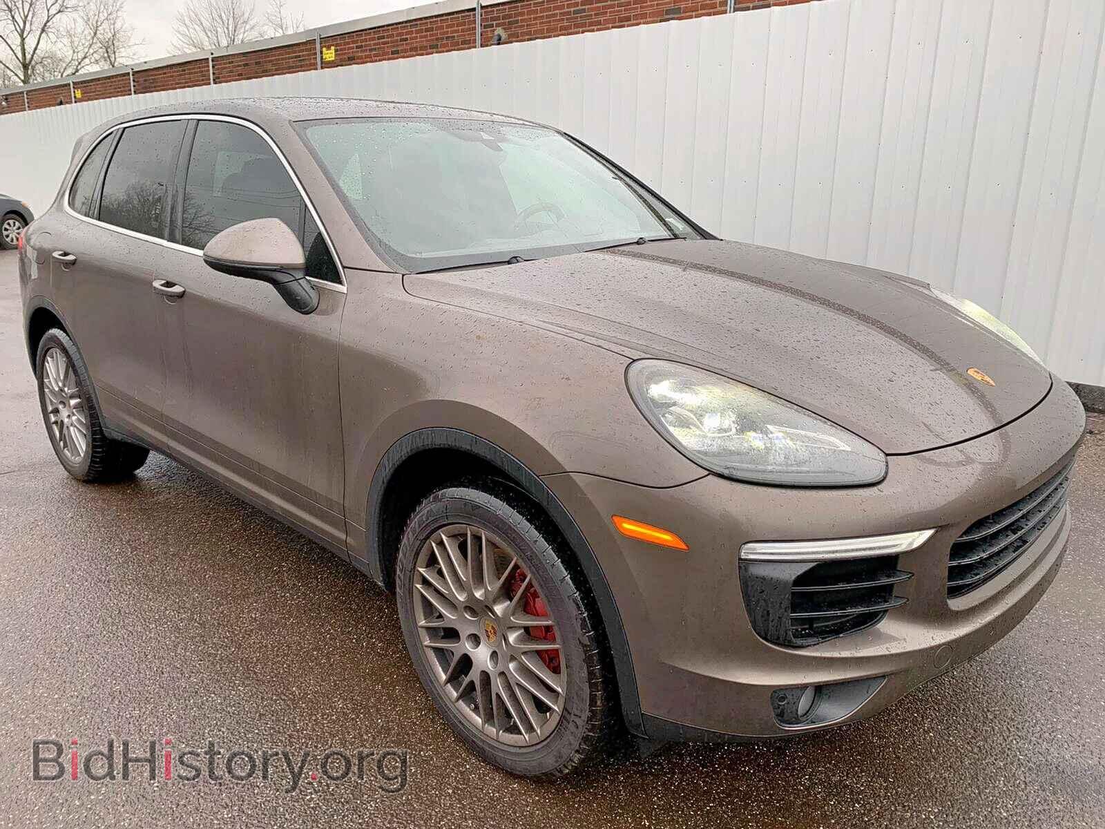Photo WP1AA2A23GLA06346 - PORSCHE CAYENNE 2016