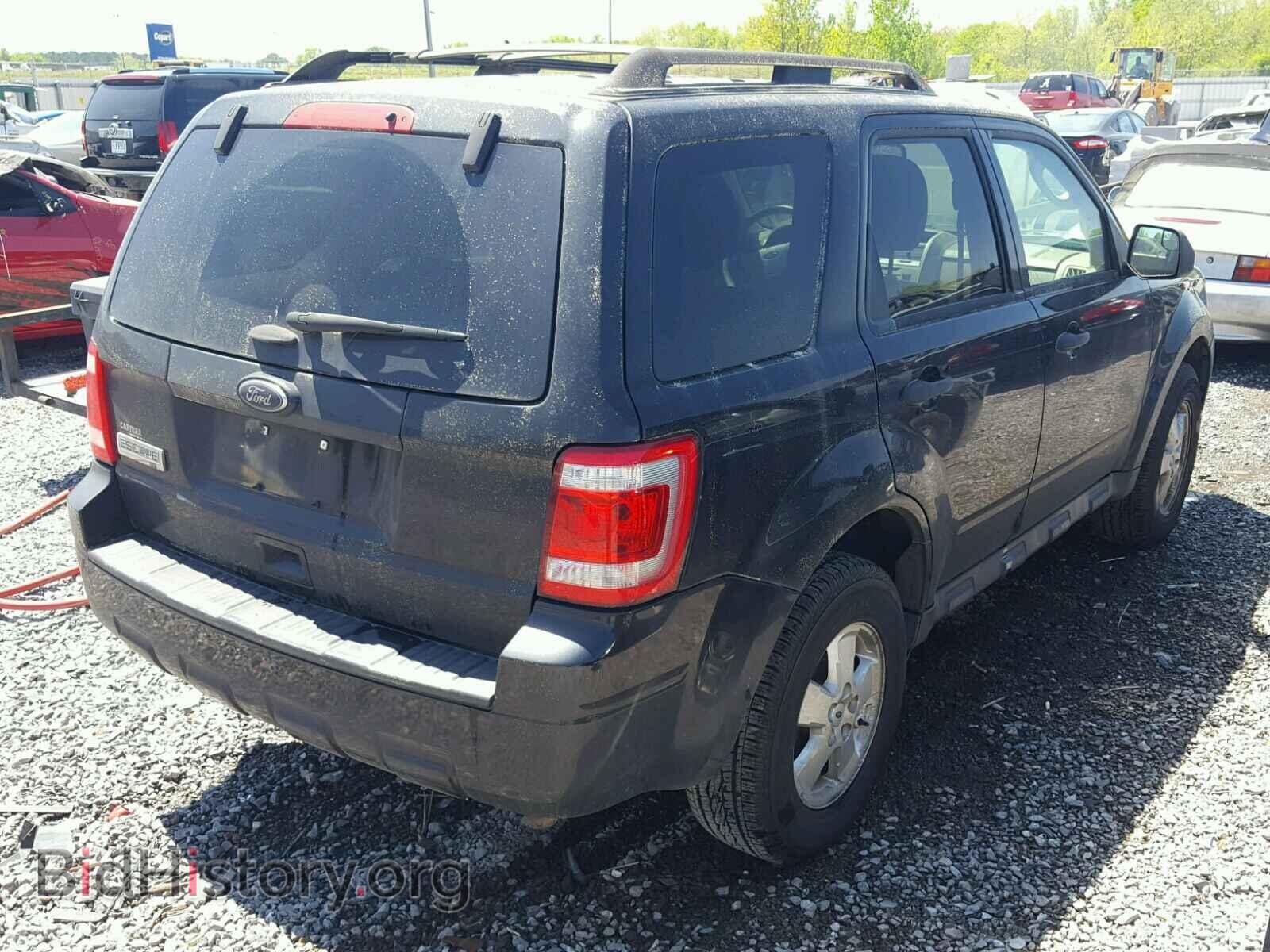 2011 FORD ESCAPE - VIN: 1FMCU0D76BKC12977 - Photo 4
