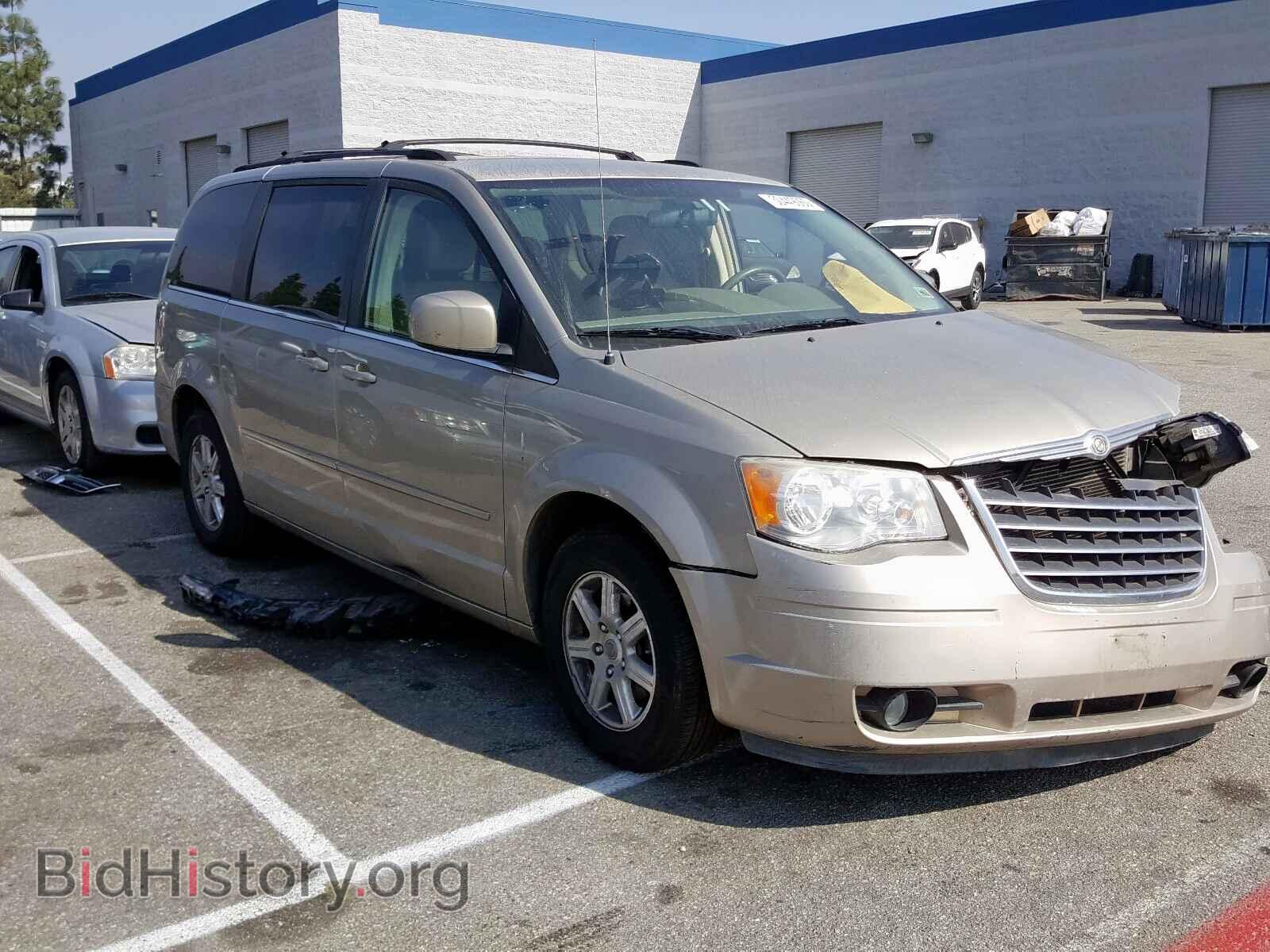 Фотография 2A8HR54P28R711822 - CHRYSLER TOWN & COU 2008