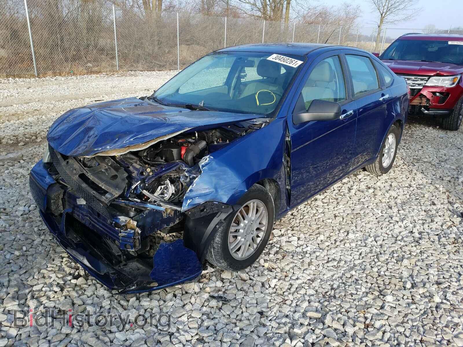 2008 FORD FOCUS - VIN: 1FAHP35N48W184247 - Фото 2