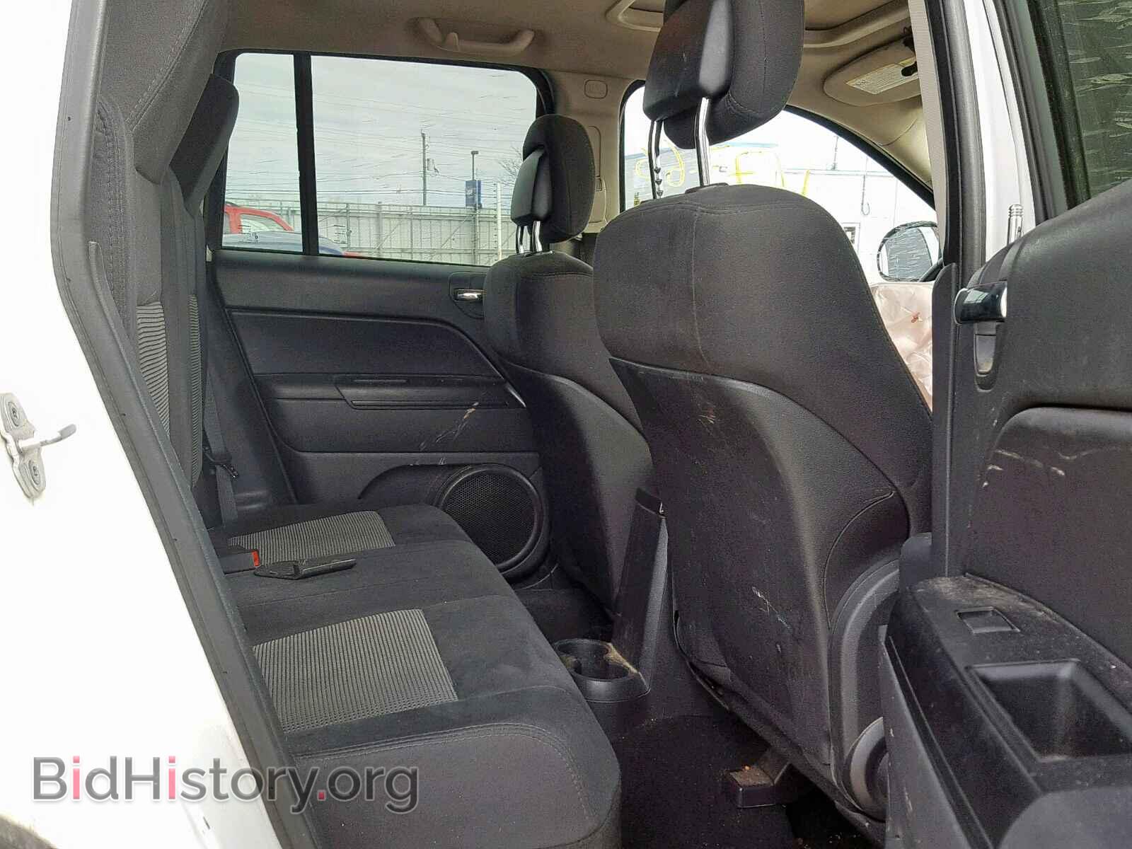 2011 JEEP COMPASS - VIN: 1J4NF4FB5BD275728 - Photo 6