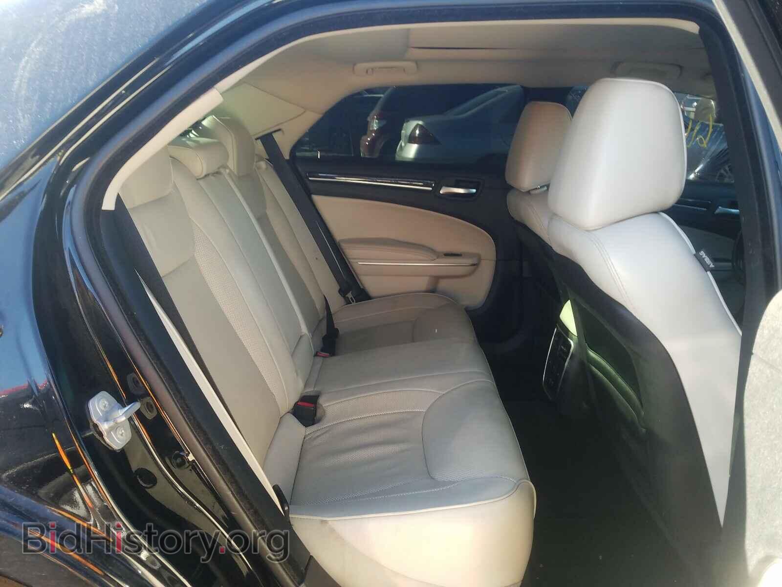 2016 CHRYSLER 300 - VIN: 2C3CCAEG8GH128013 - Фото 6