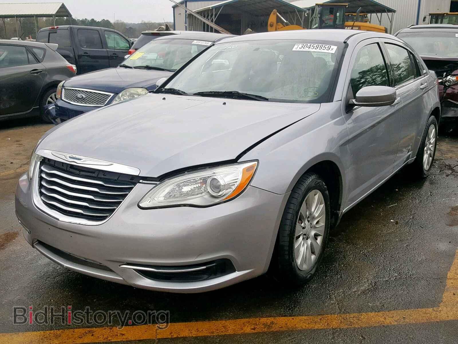 2013 CHRYSLER 200 - VIN: 1C3CCBAB1DN734126 - Фото 2
