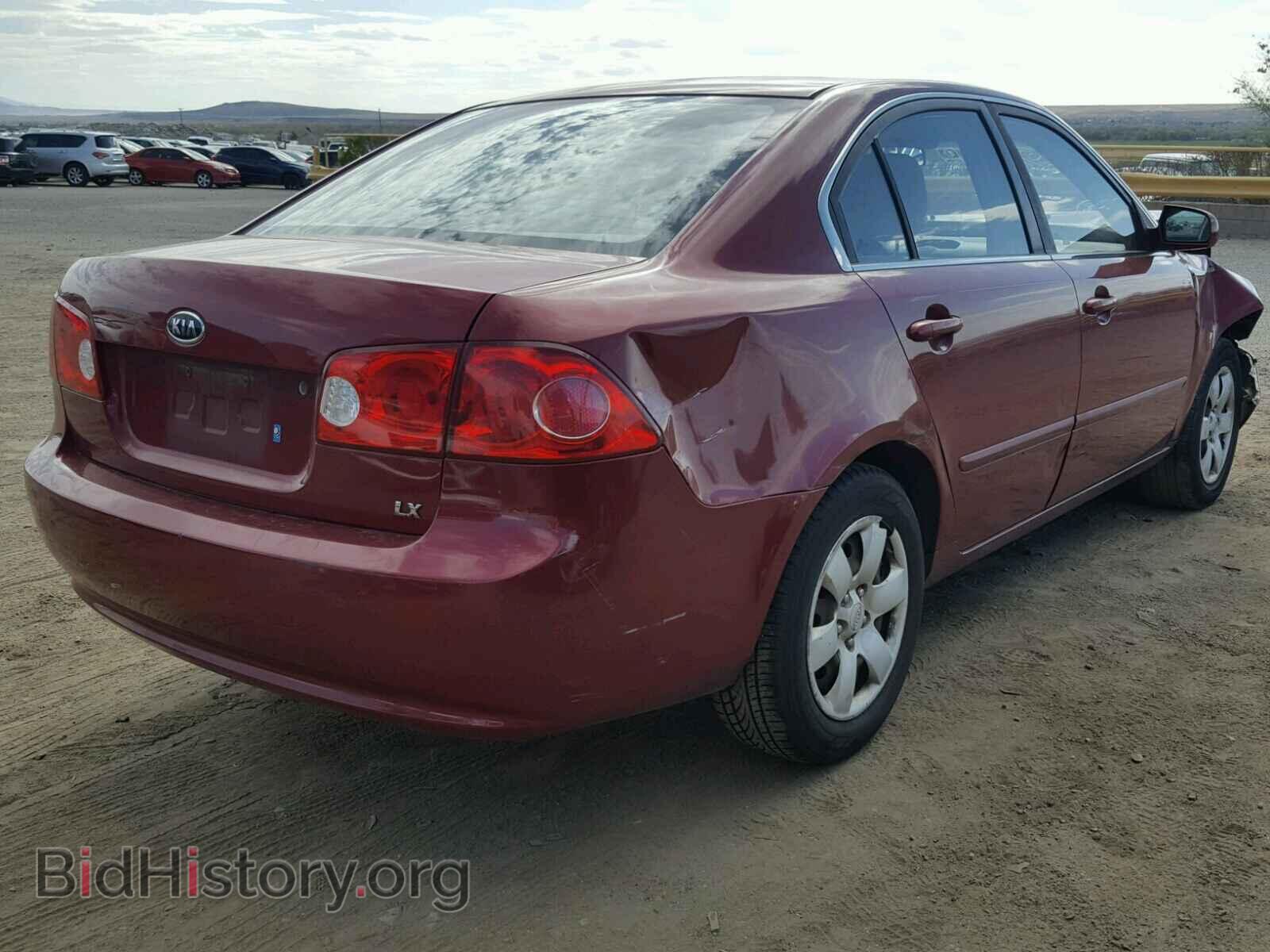 2008 KIA OPTIMA - VIN: KNAGE123785167920 - Photo 4