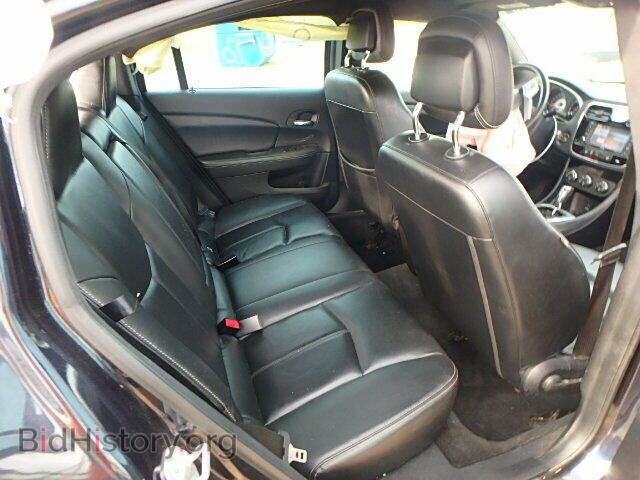2012 CHRYSLER 200 - VIN: 1C3CCBCB0CN236804 - Photo 6