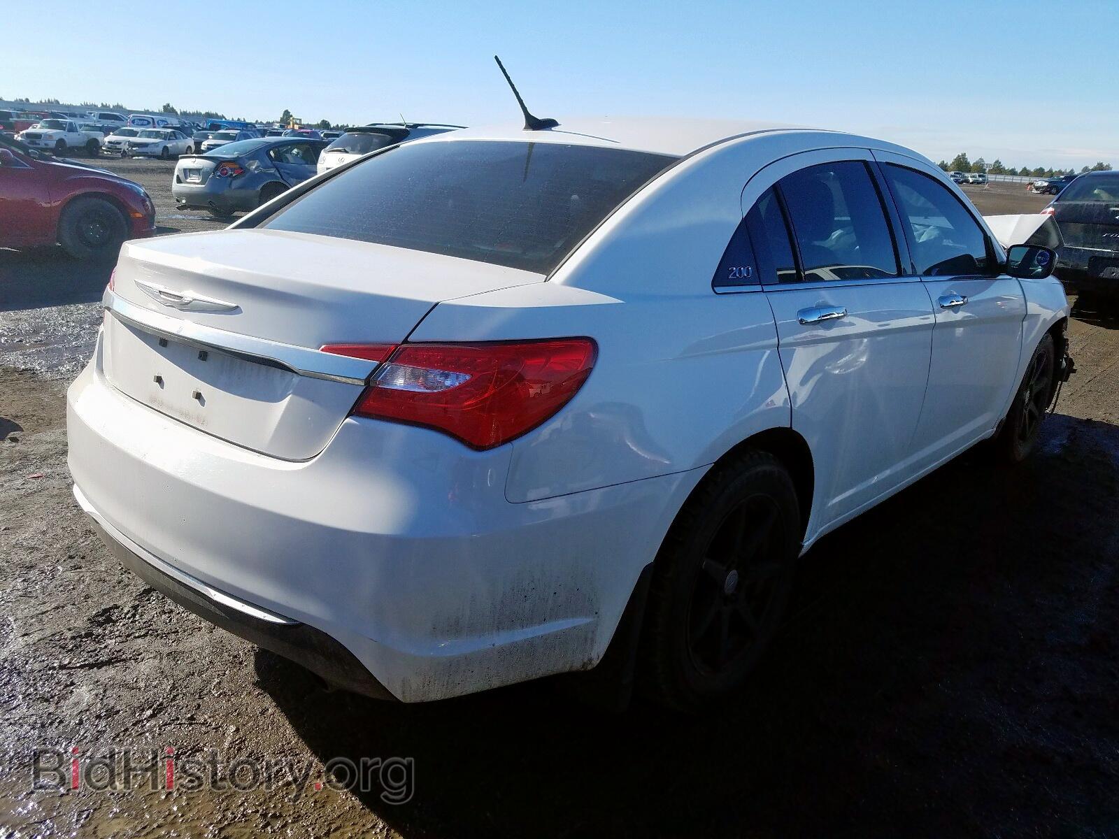 2014 CHRYSLER 200 - VIN: 1C3CCBCG4EN176685 - Фото 4