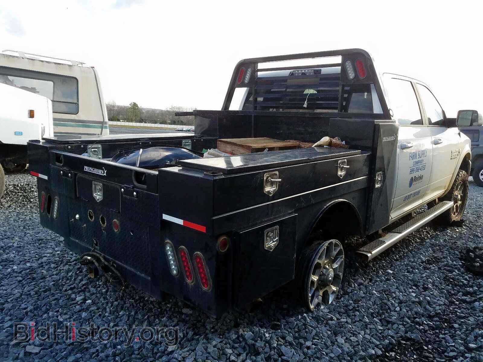 2017 RAM 2500 - VIN: 3C6UR5FL5HG676318 - Фото 4