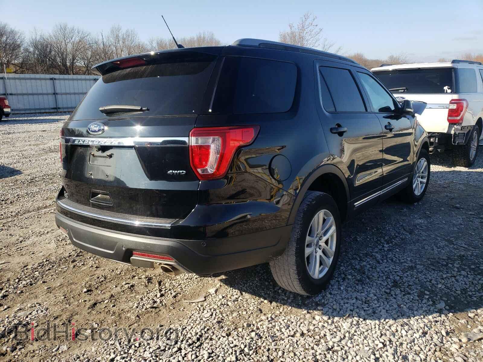 2018 FORD EXPLORER - VIN: 1FM5K8D82JGB81377 - Фото 4
