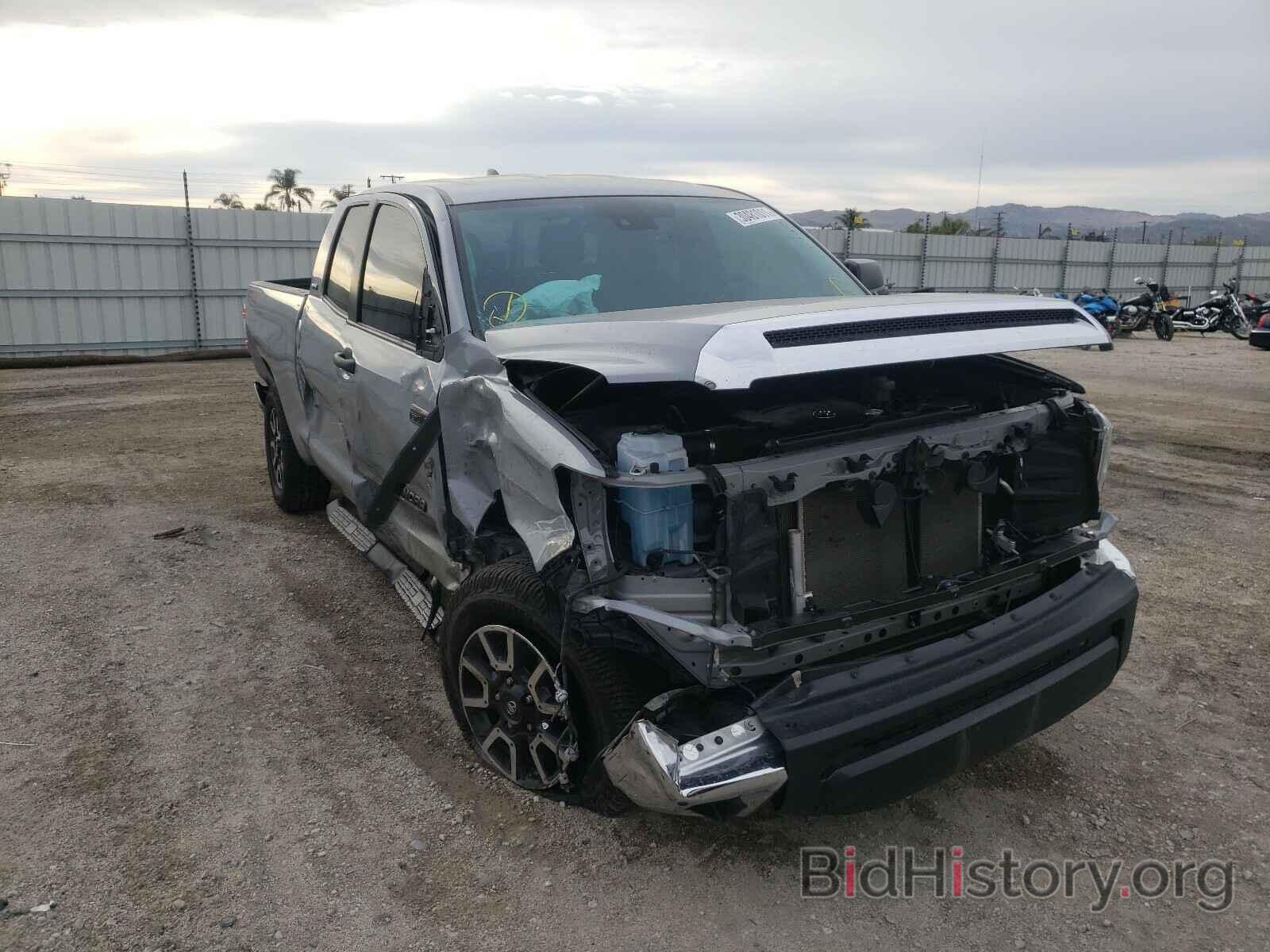 Photo 5TFUY5F17LX915463 - TOYOTA TUNDRA 2020