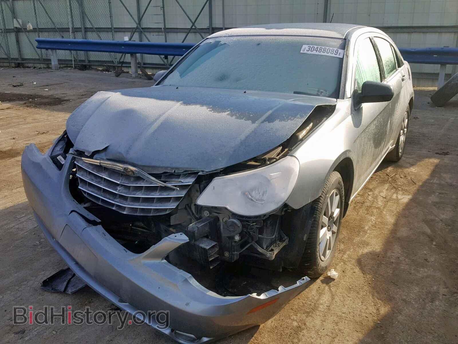 2010 CHRYSLER SEBRING - VIN: 1C3CC4FB2AN138135 - Фото 2