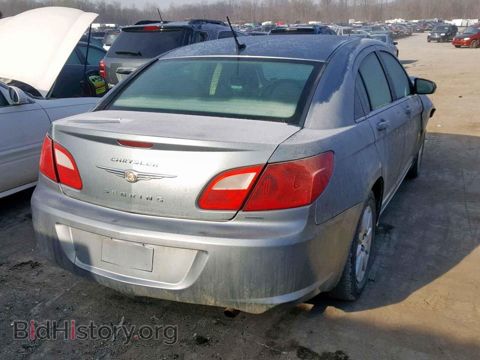 2010 CHRYSLER SEBRING - VIN: 1C3CC4FB2AN138135 - Фото 4