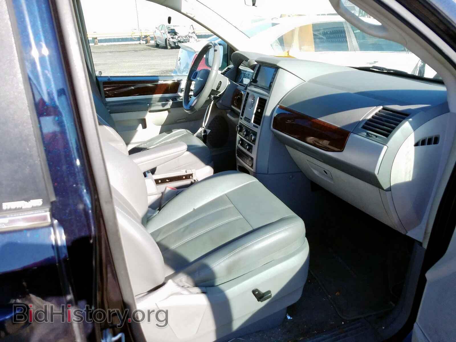 2010 CHRYSLER MINIVAN - VIN: 2A4RR5D14AR170232 - Фото 5