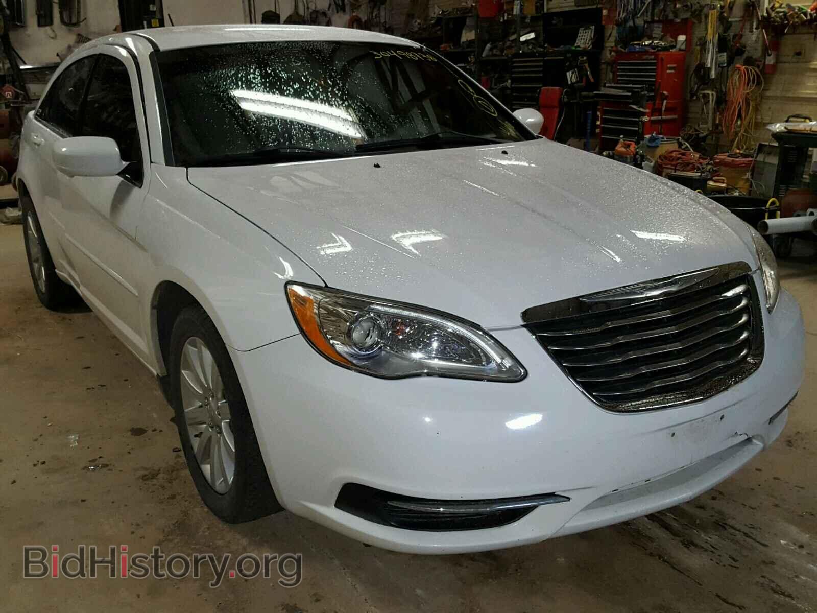 Фотография 1C3BC1FG6BN617469 - CHRYSLER 200 2011