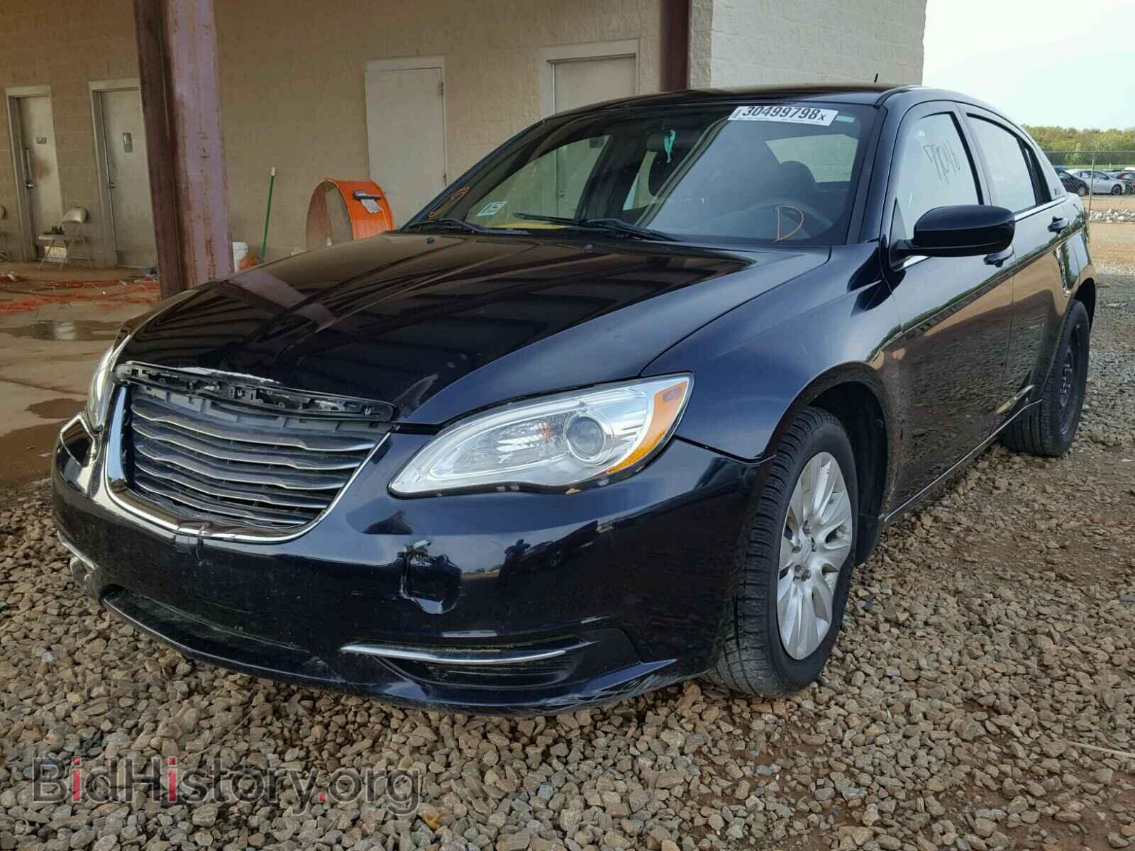 2011 CHRYSLER 200 - VIN: 1C3BC4FB4BN593162 - Фото 2