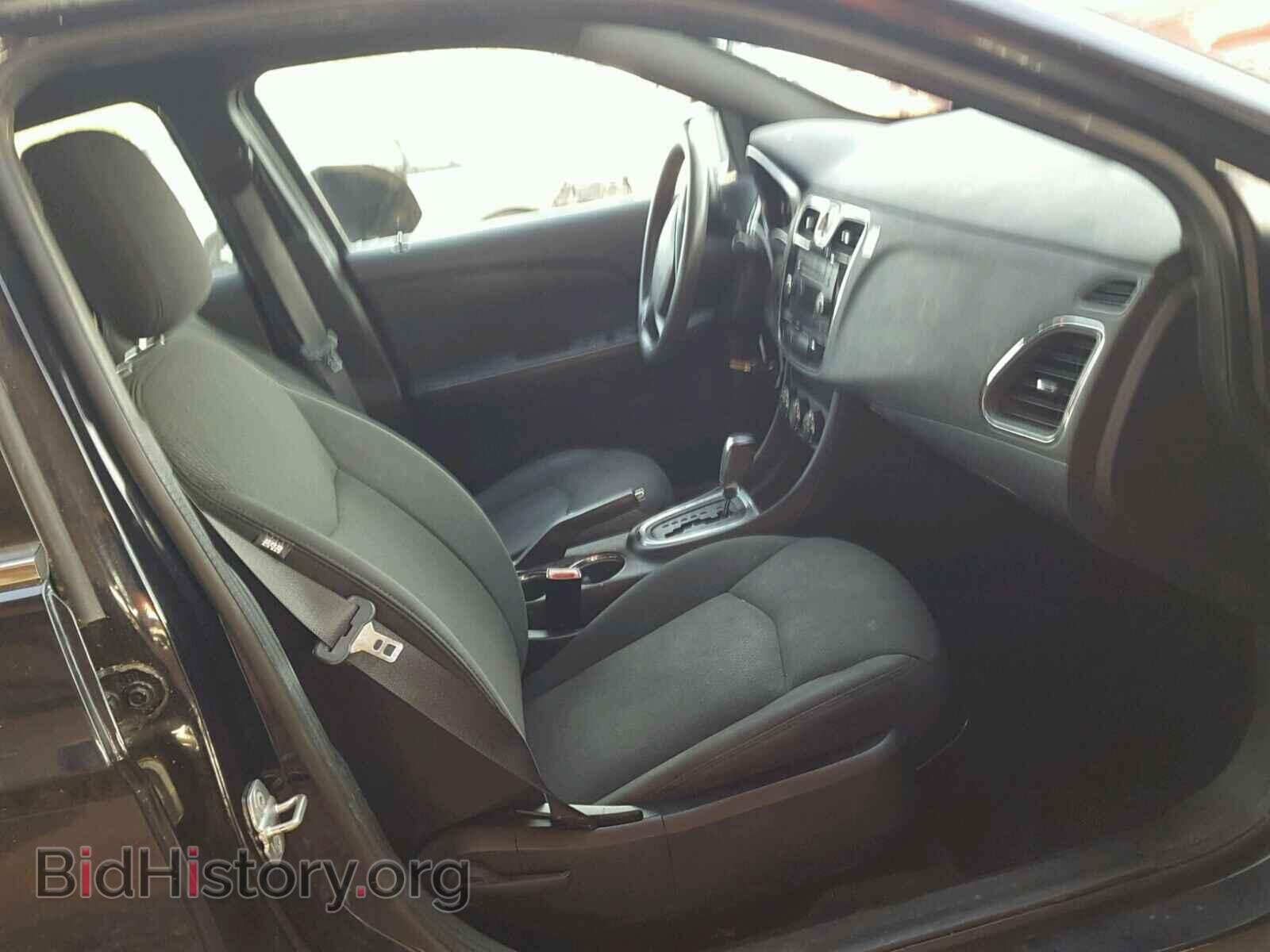 2011 CHRYSLER 200 - VIN: 1C3BC4FB4BN593162 - Фото 5